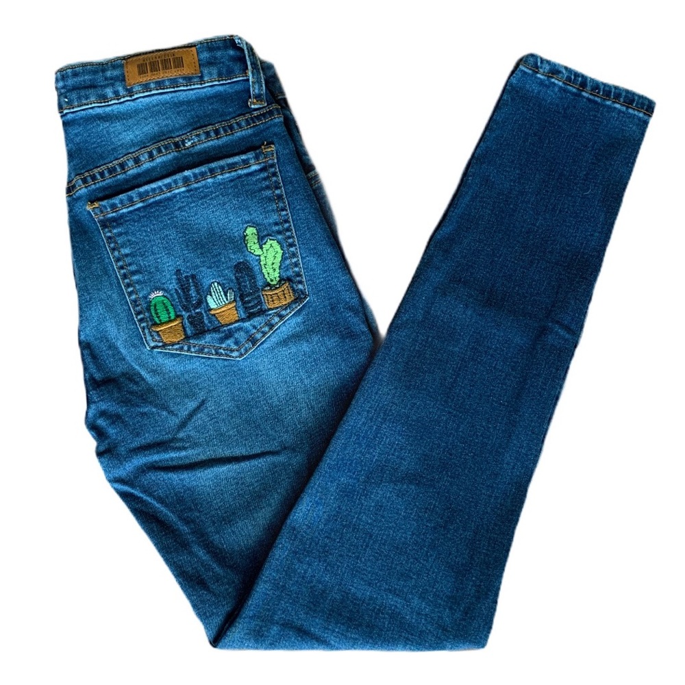 Hellahectik Cactus Embroidered Jeans